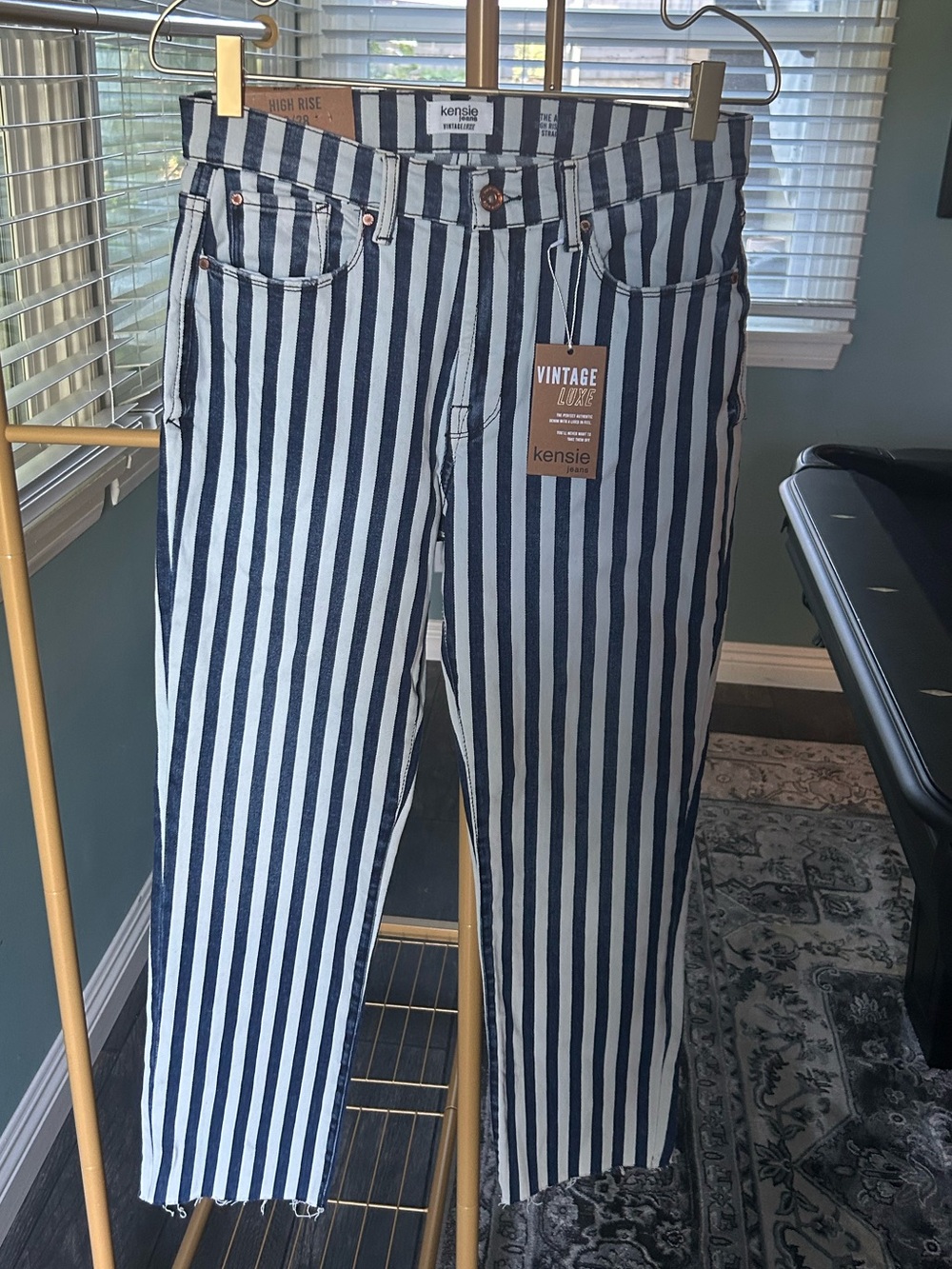 Kensie The Allie Vintage Luxe Navy & White Vertical Stripe Straight Jeans NWT